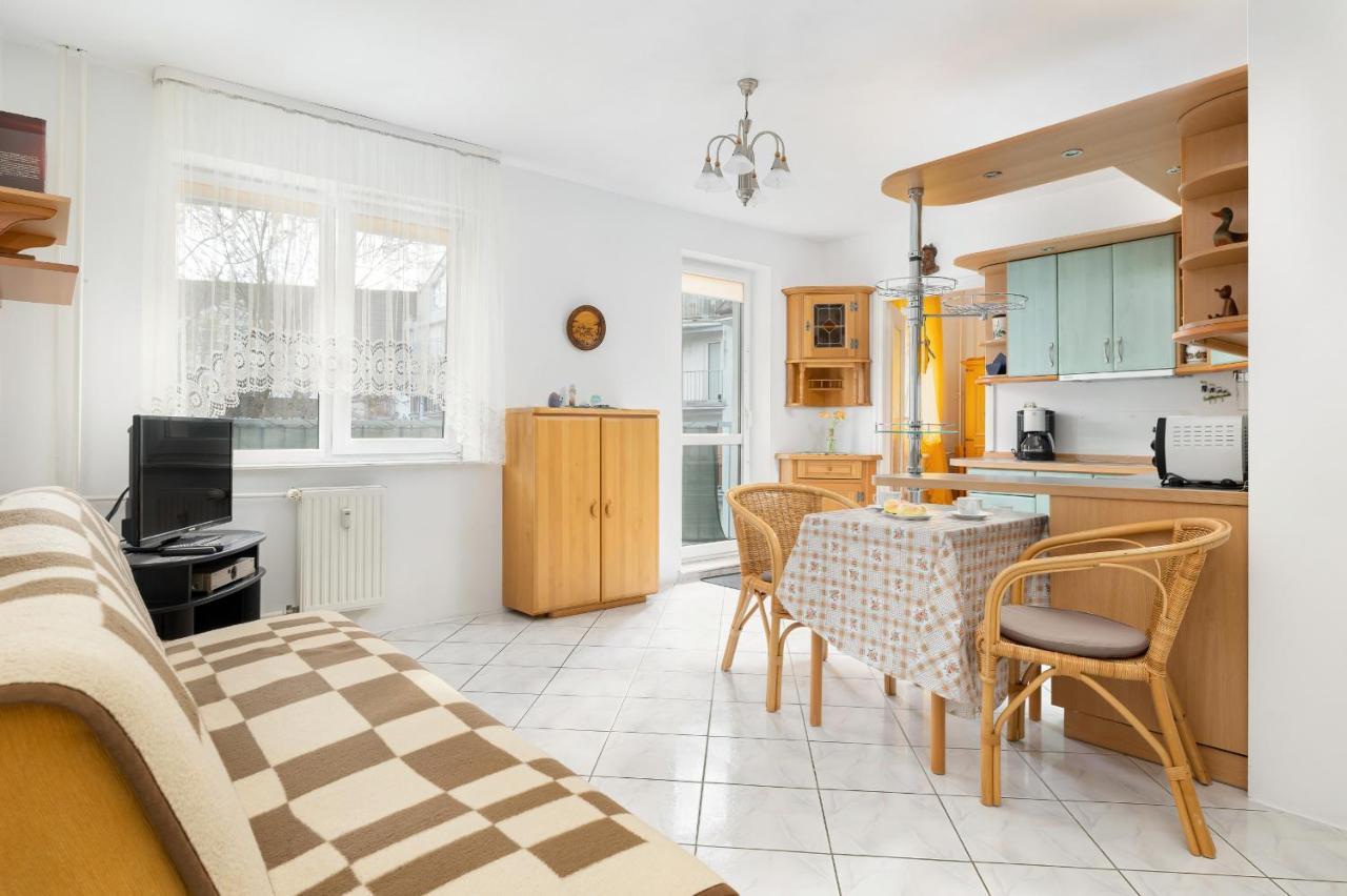 Apartament Sklodowskiej-Curie By Renters Miedzyzdroje Exteriör bild