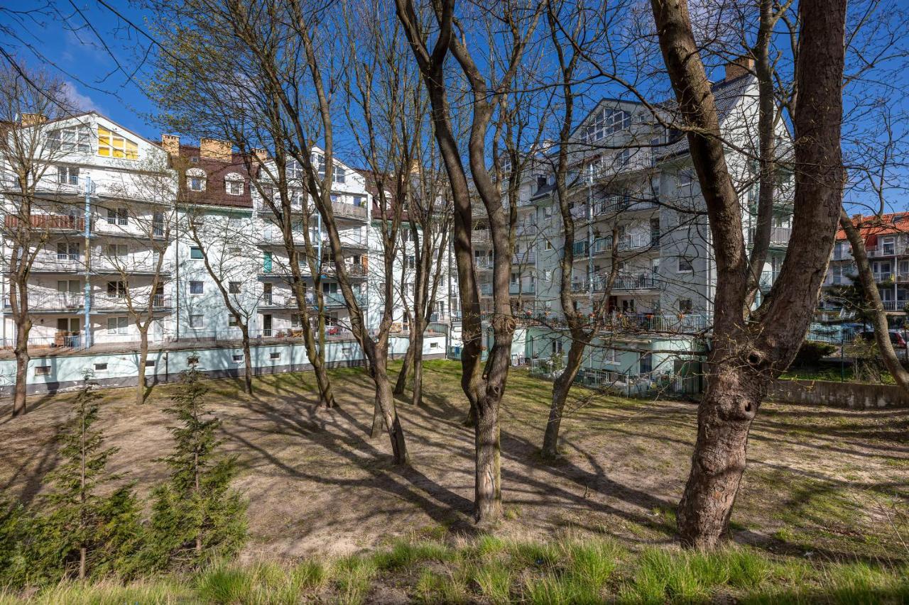 Apartament Sklodowskiej-Curie By Renters Miedzyzdroje Exteriör bild